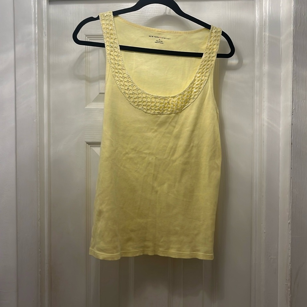 Women's Sleeveless Top Lemon yellow embellished neckline NWT XL